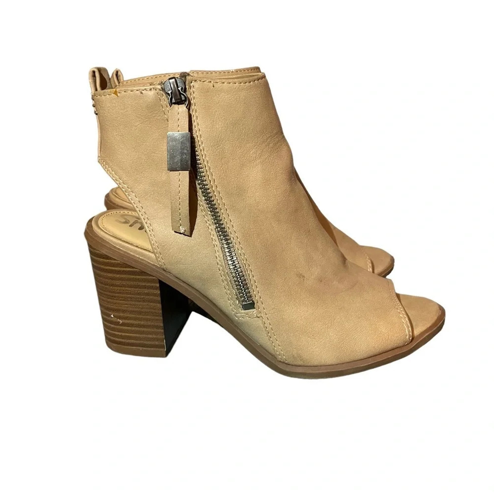 CIRCUS SAM EDELMAN PEEPTOE HEELED BOOTIES